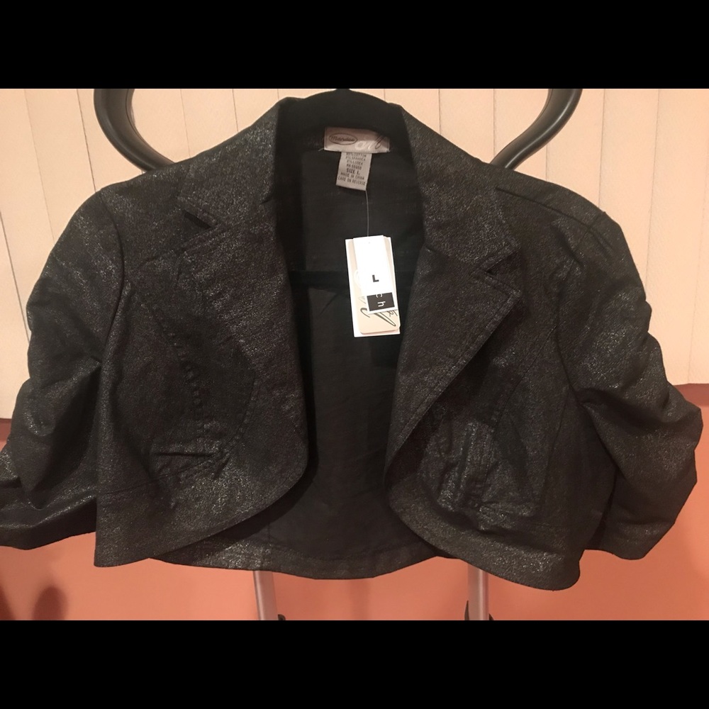Mandee black shrug